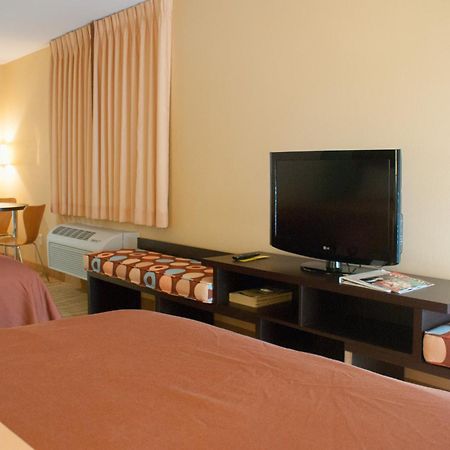 Hotel Super 8 By Wyndham Indio Zewnętrze zdjęcie
