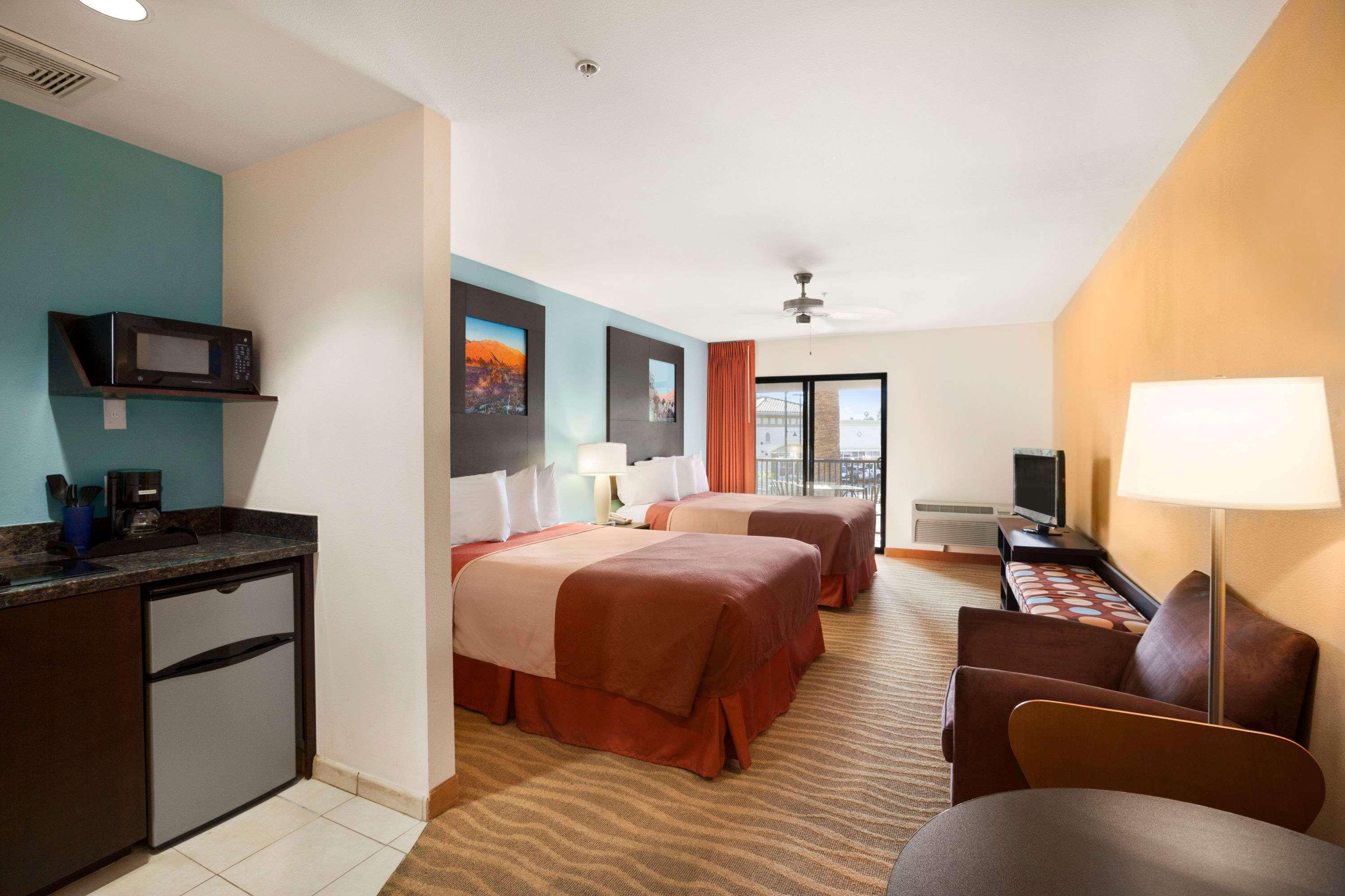 Hotel Super 8 By Wyndham Indio Zewnętrze zdjęcie