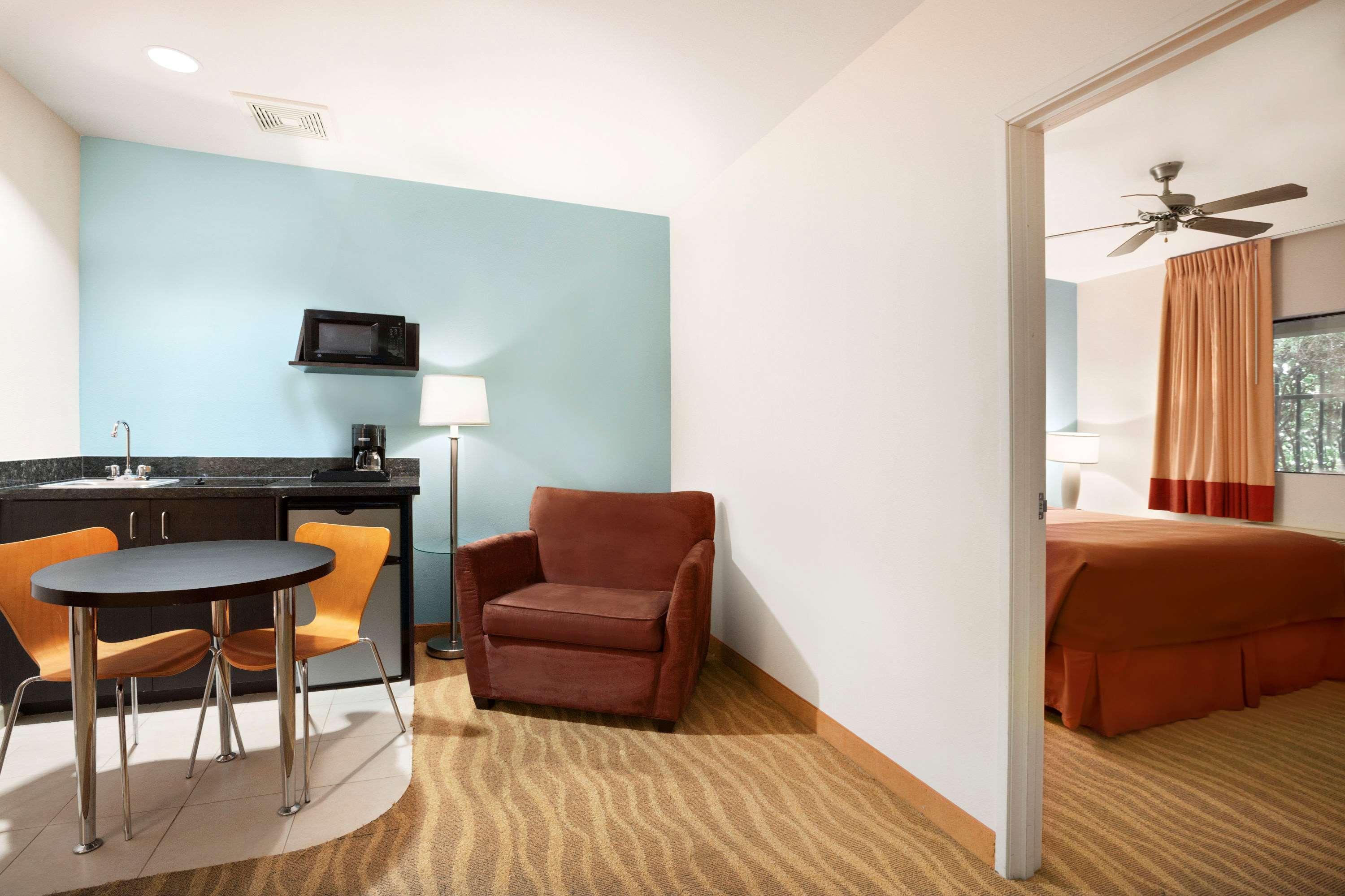 Hotel Super 8 By Wyndham Indio Zewnętrze zdjęcie