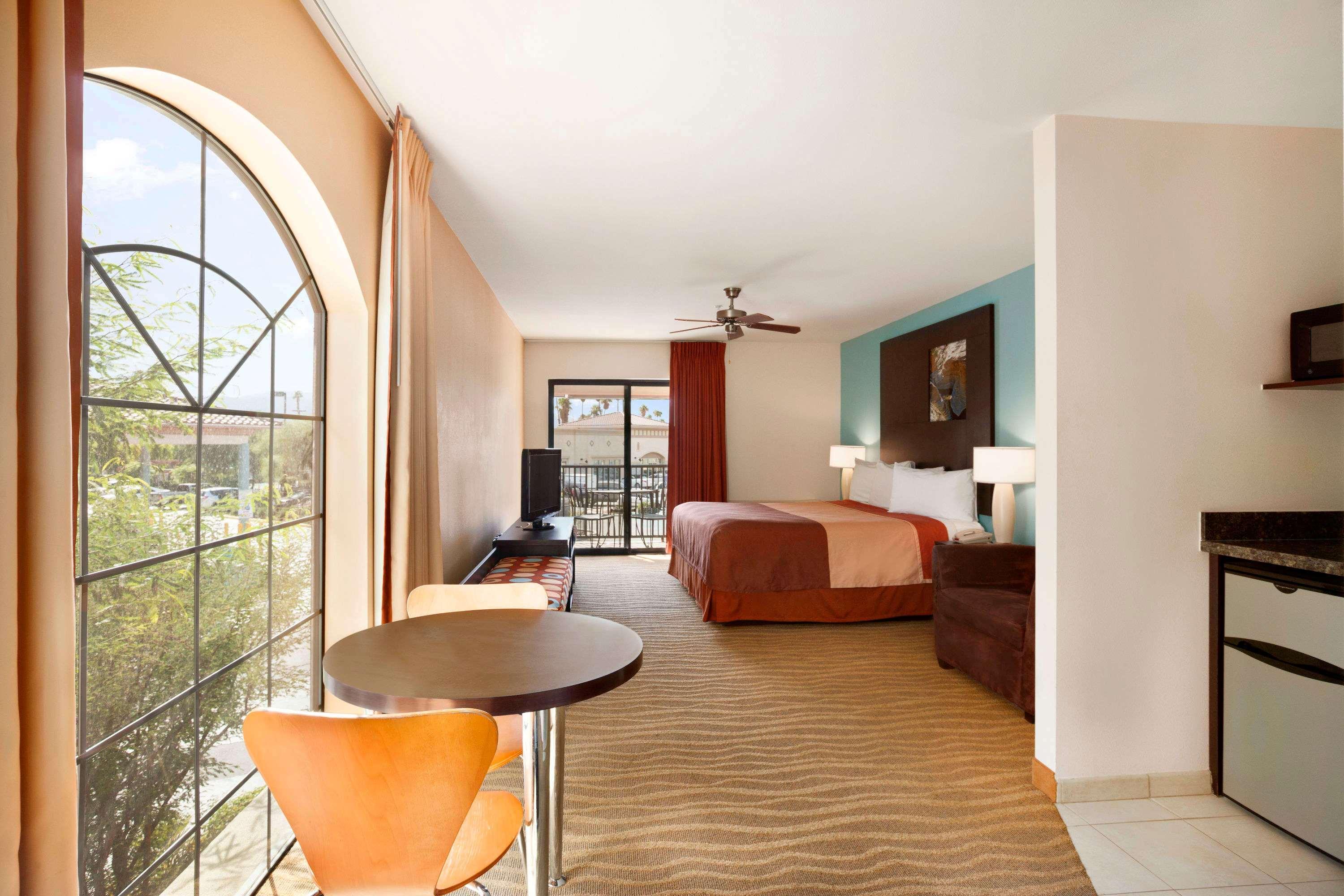 Hotel Super 8 By Wyndham Indio Zewnętrze zdjęcie
