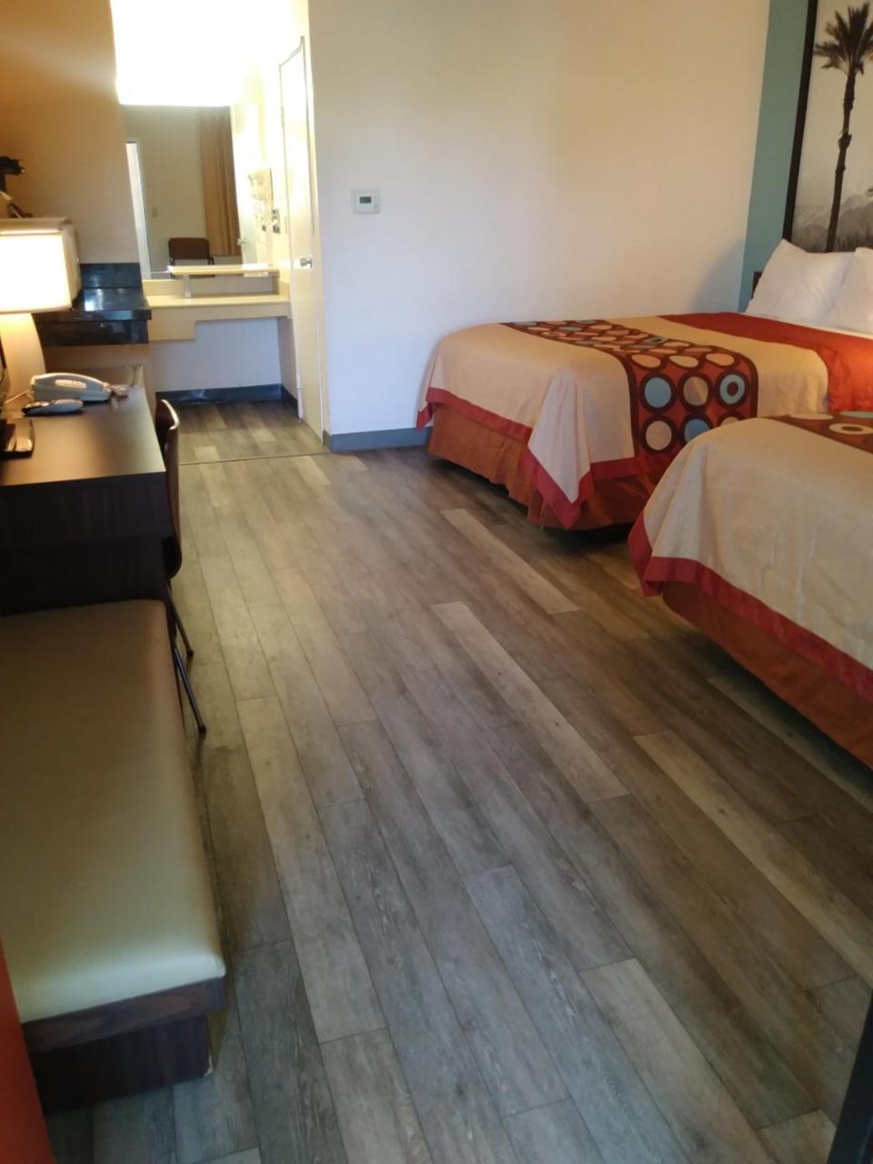 Hotel Super 8 By Wyndham Indio Zewnętrze zdjęcie